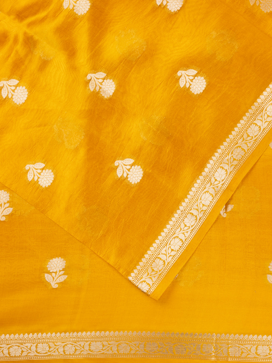 Yellow  Pure Silk Plain With Zari Buti Banarasi Saree_2