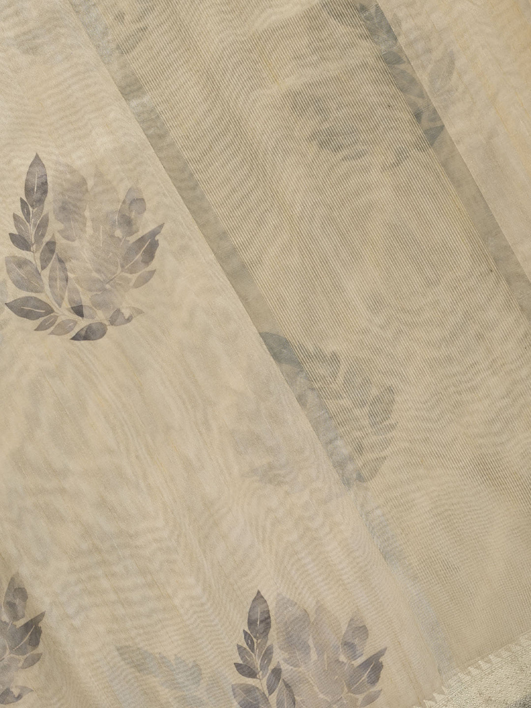 Grey Chanderi Floral Print Banarasi Saree_4