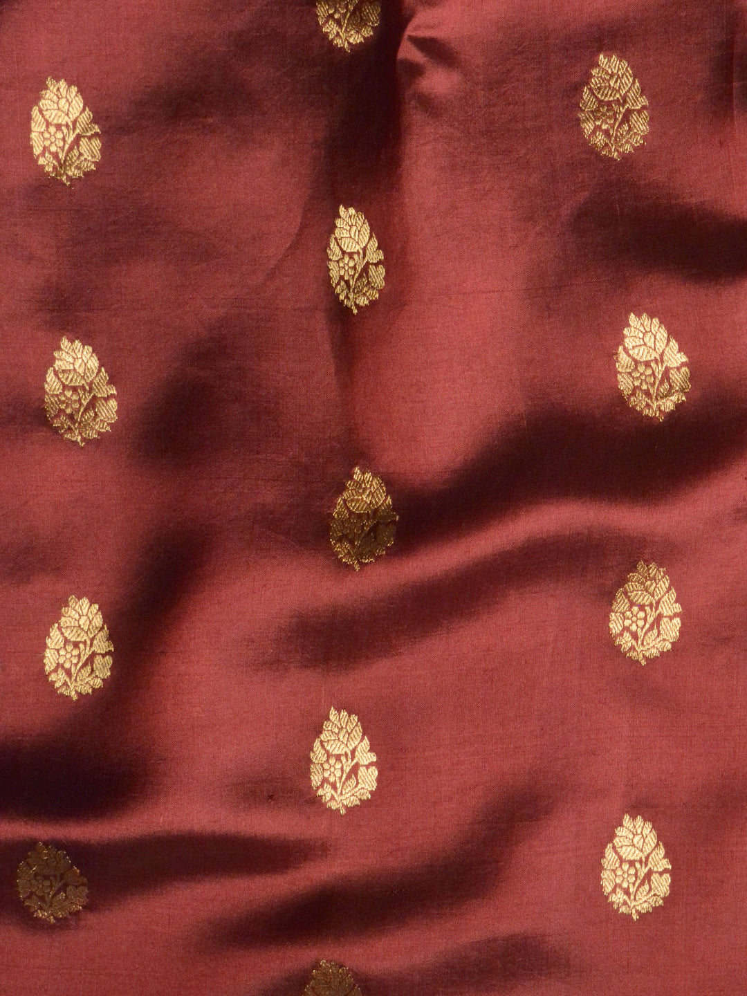 Wine Katan Silk Banarasi Saree_4