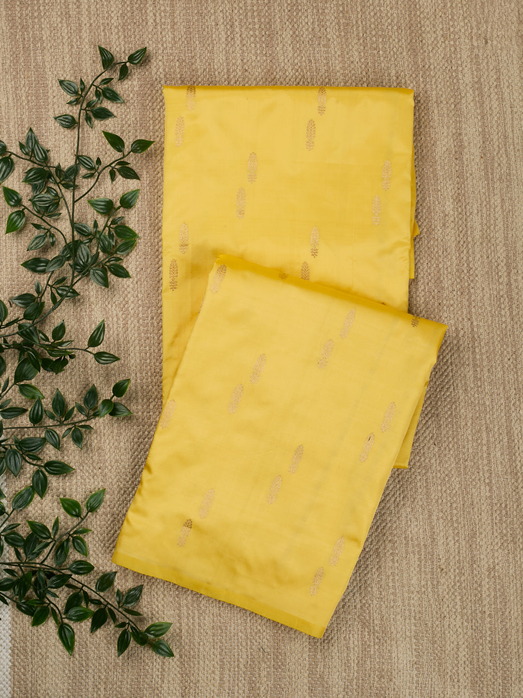 Butter Yellow Katan Silk Banarasi Saree_1