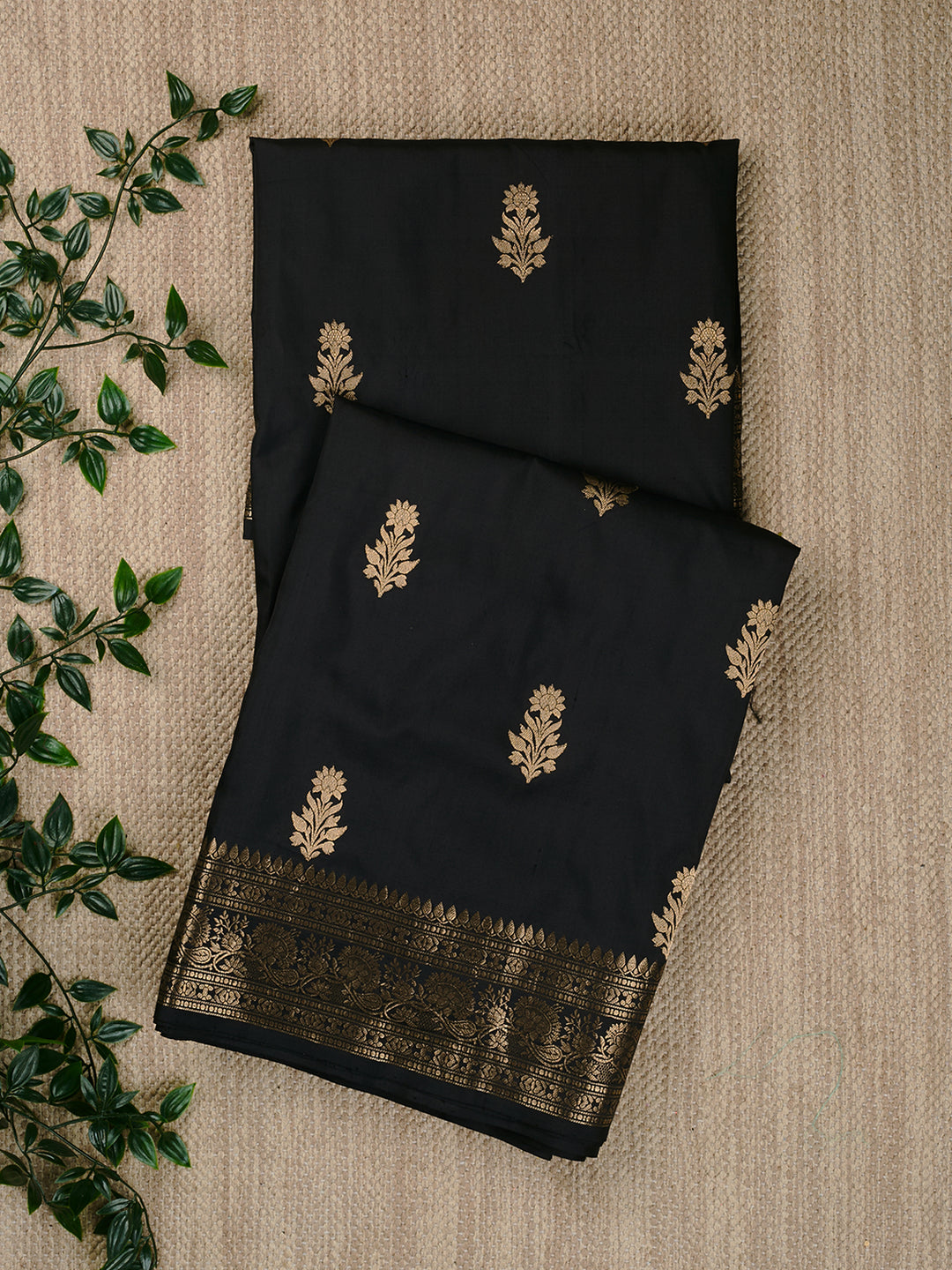 Black Katan Silk Banarasi Saree_1