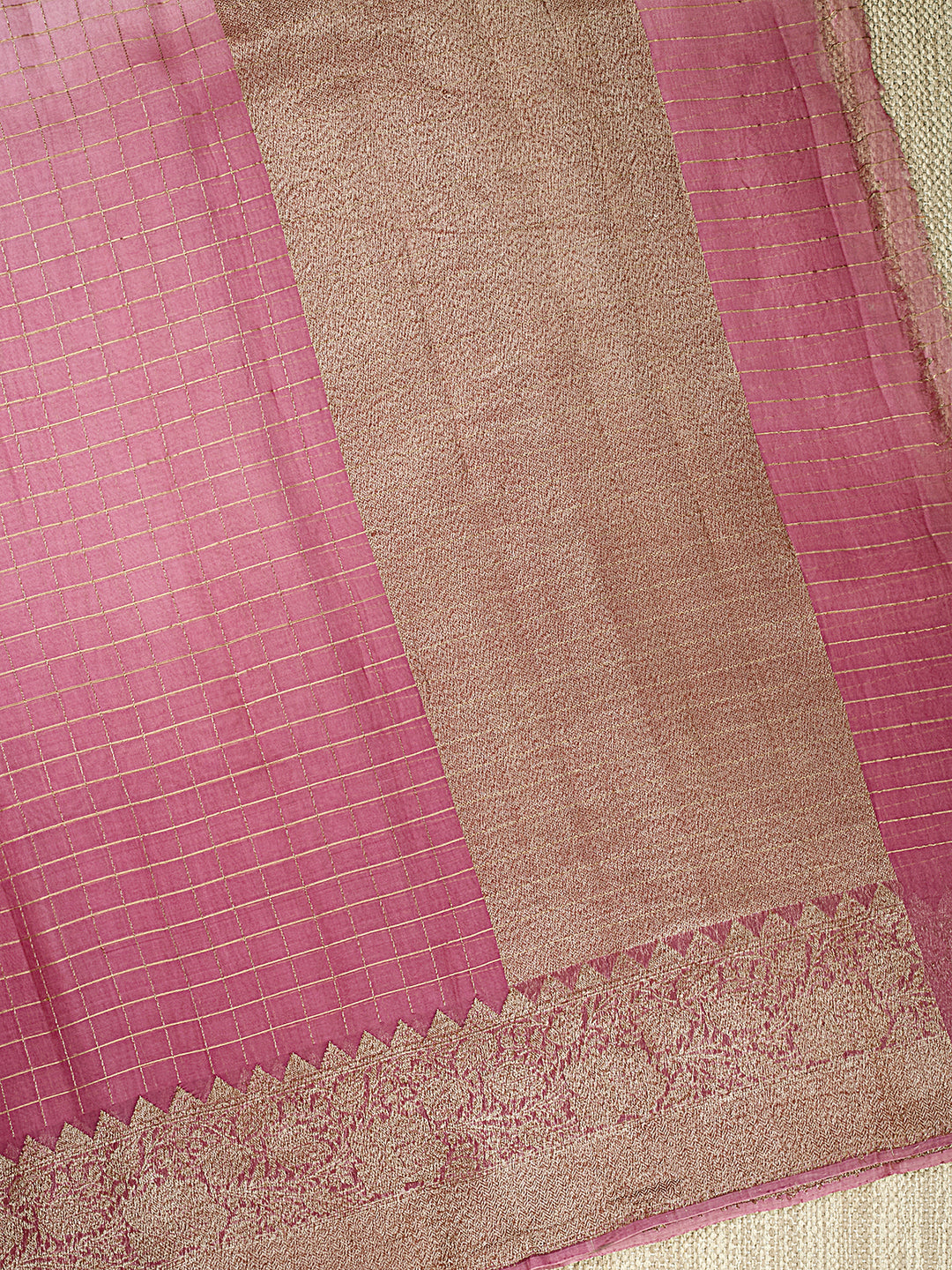 Pink Organza Silk Antique Zari Checks Banarasi Saree_3