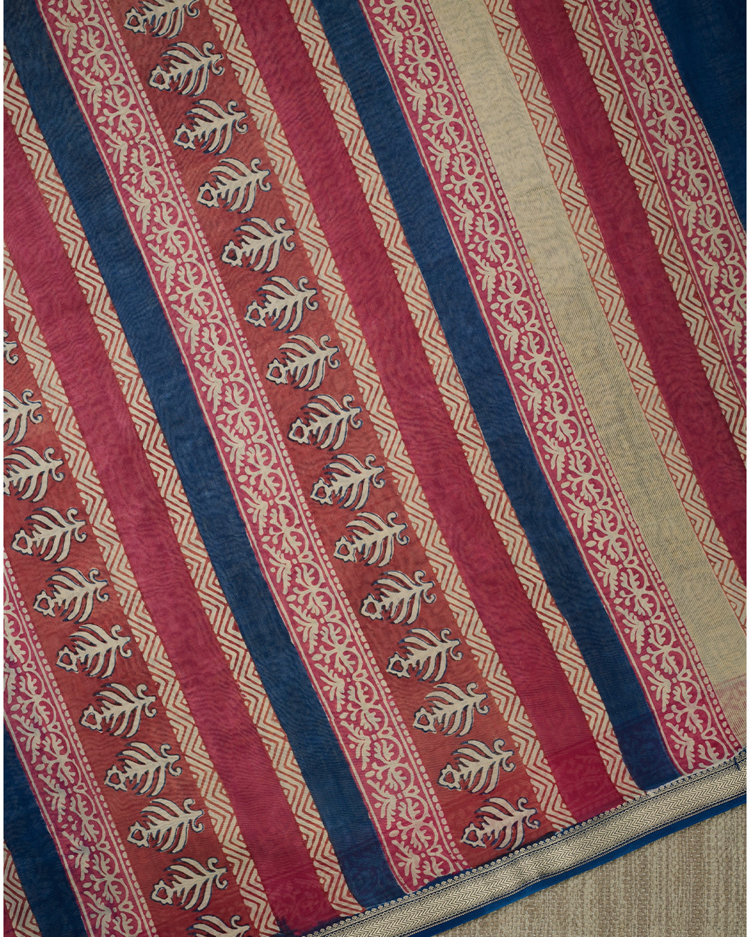 Blue Maheshwari Banarasi Saree_4