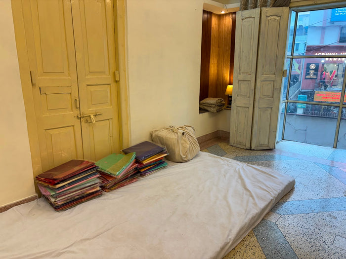 Priyuja Varanasi Store