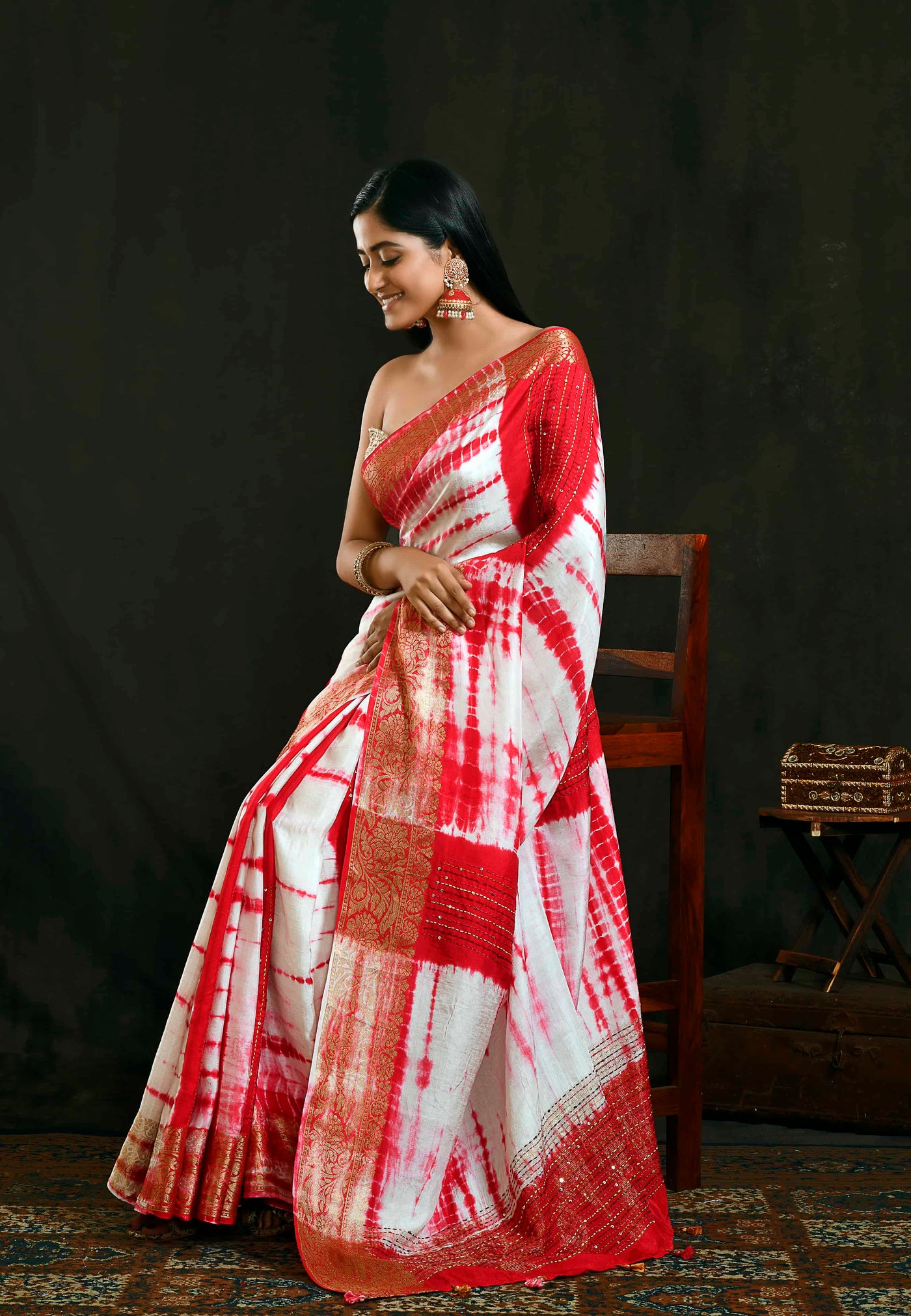 Dola Silk Red And White Saree