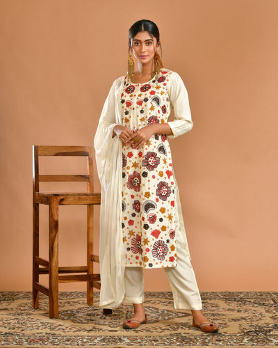 Off-white Dola Silk Hand Embroidery Ethnic Suit Set