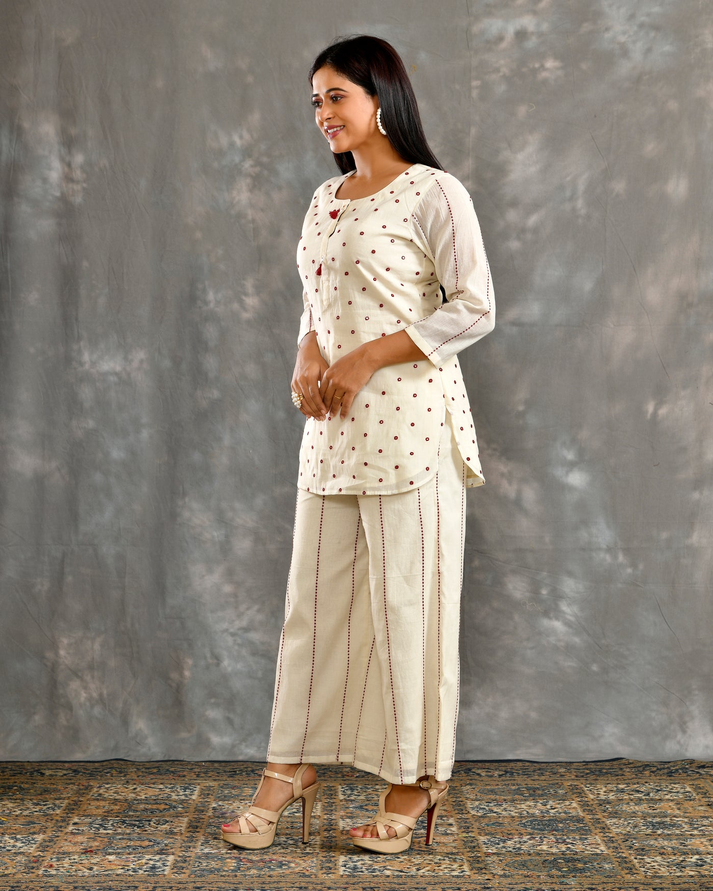 Off-White Cotton Machine Embroidery Ethnic Suit Set