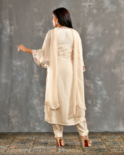 Off-White Dola Silk Hand Embroidery Ethnic Suit Set